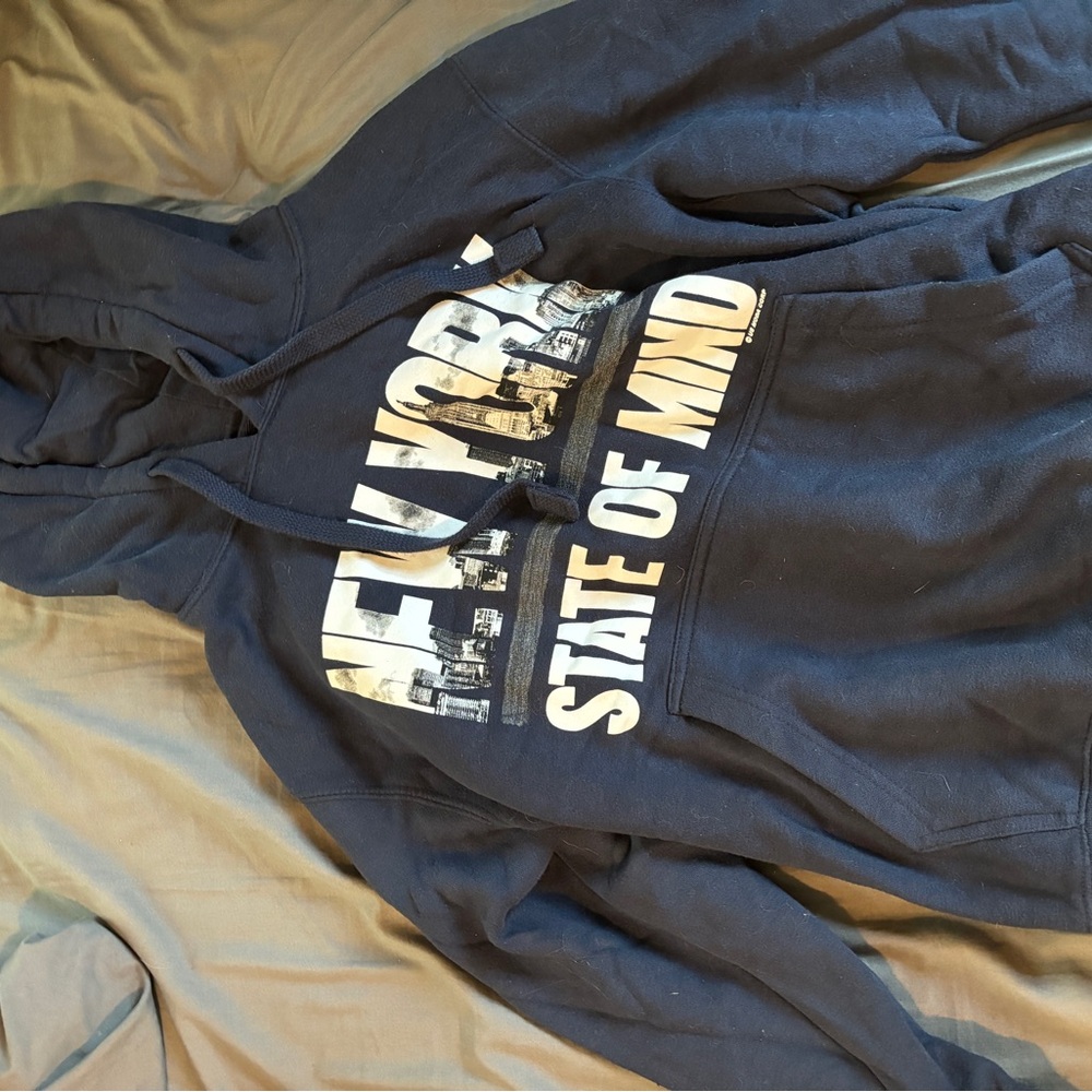 New York Graphic Hoodie